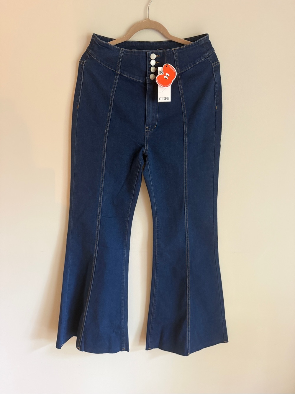 CIDER 70s Inspired Dark Wash Flare Jeans NWT Size L Raw Hem